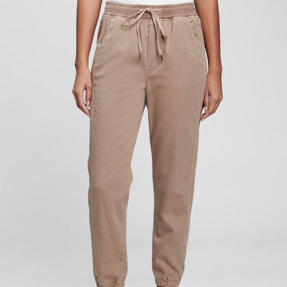 GAP Pants - Neutral Joggers